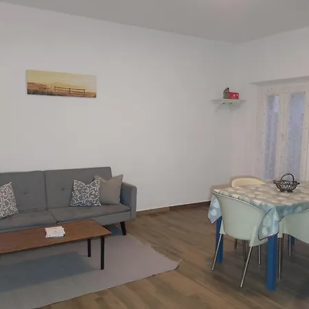 Casa Serenita Con Ingressi Indipendenti Lejlighed Novara