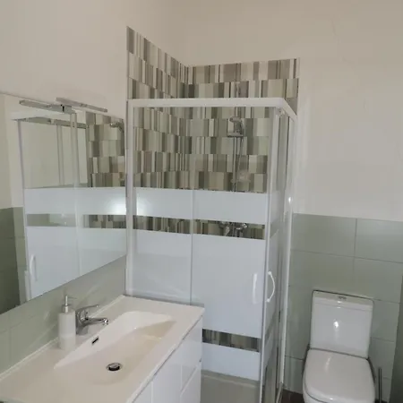 Casa Serenita Con Ingressi Indipendenti