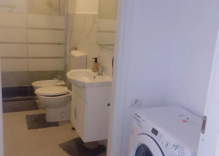 Casa Serenita Con Ingressi Indipendenti Apartment Novara